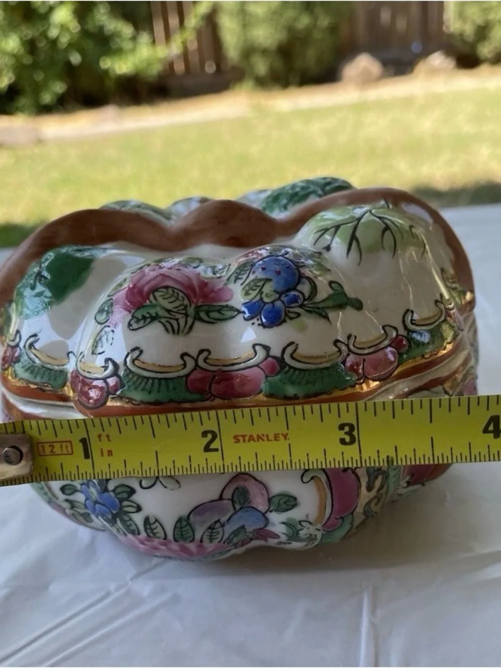 Rare Vtg Chinese Porcelain Trinket Famille Rose HandPainted Floral Jewelry Box